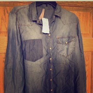 NWT Melissa McCarthy Snap-Front Denim Shirt 1X